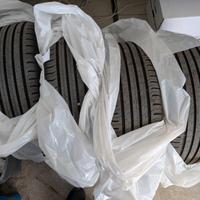 Pneumatici 215/55 R17