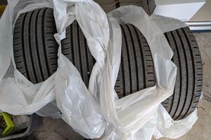 Pneumatici 215/55 R17