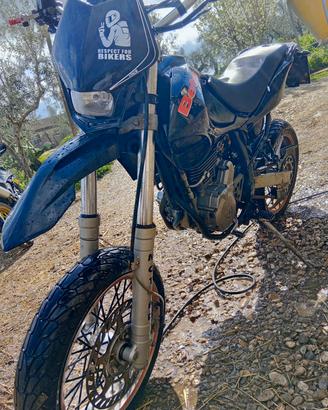 beta m4 super Motard