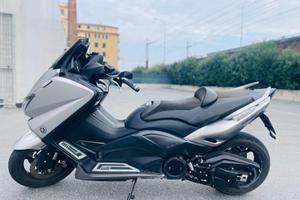 Yamaha T Max 530 - 2016