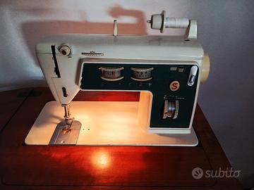 Macchina da cucire Singer 744