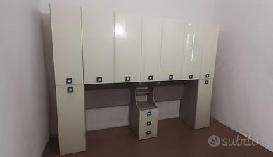 Cameretta per ragazzi a doppio ponte