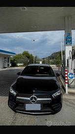 MERCEDES CLASSE A 200d PREMIUM