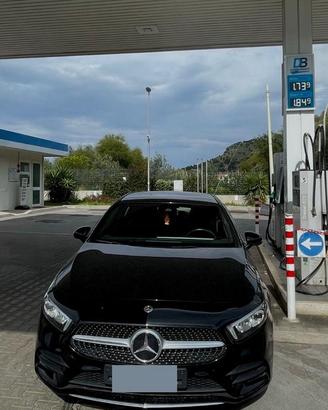 MERCEDES CLASSE A 200d PREMIUM