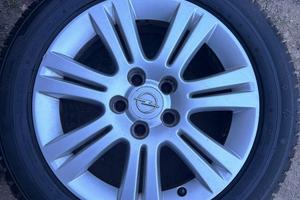Cerchi lega 16 con gomme 205 55 16