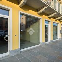 NEGOZIO A CANALE