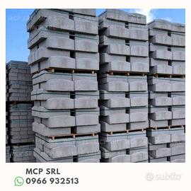 Moduli in cemento per muri di contenimento terra