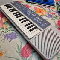 PIANOLA CASIO M200 