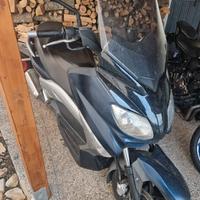 Yamaha xmax 250cc
