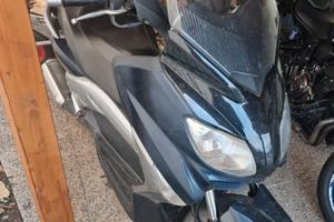 Yamaha xmax 250cc