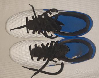 Nike Tiempo Legend 8 Club FG/MG