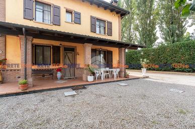 BIFAMILIARE A SAN CESARIO SUL PANARO