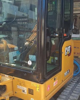 ESCAVATORE CINGOLATO CATERPILLAR modello 303.5
