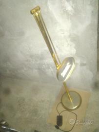 lampada piantana tector