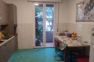 Stanza viale Europa -Firenze