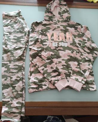 Abbigliamento da ragazza