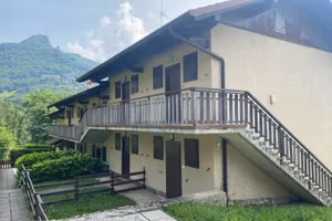 Immobile in asta di 75 m² con 1 locale a Aviatico