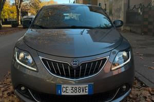 Lancia Ypsilon 1.0 FireFly Hybrid Gold – 2022