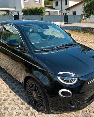 Fiat 500e elettrica 42kwh la Prima Bocelli