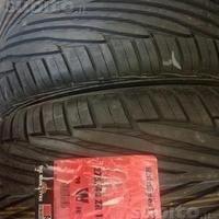 Gomme 275 40 18 uniroyal