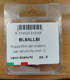 Supporti ad incastro per serramenti porta tende 