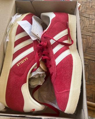 Adidas Gazelle nuove con scatola 44 10 rosse uomo