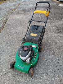 Rasaerba Castelgarden da sistemare.