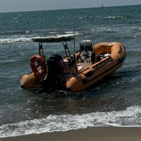 Gommone bat 4 ,50 m motore  mercury 40cv efi