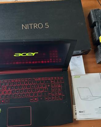 Computer Acer Nitro 5 - i5  8300H-GTX-