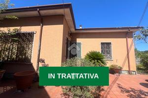 CASA SEMINDIPENDENTE A SARZANA