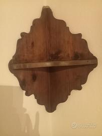 mensola angolare in legno 