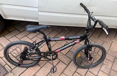 Bicicletta BMX Freestyle modello Revolution Double