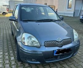 Toyota yaris benzina