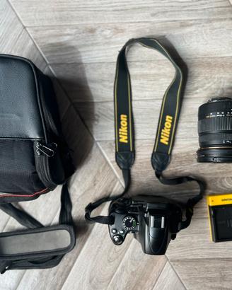 Nikon d5000 + Sigma AF 17-50 F/2.8