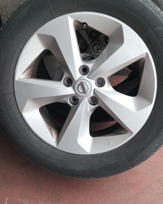 Cerchi in Lega Nissan 17"
