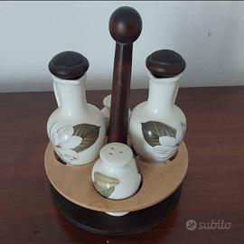 Set  olio, aceto sale e pepe