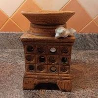 Bruciaessenze a forma di stufa a olle