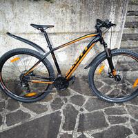MTB SCOTT taglia L a 500€ 