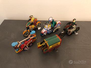 Giocattoli in latta vintage
