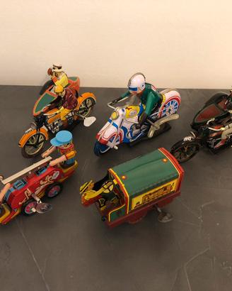 Giocattoli in latta vintage