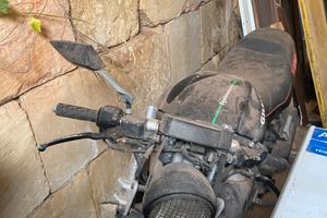 Gilera dna 180 cafe racer