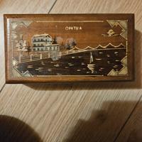 antica scatola di legno