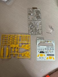 Ricambi Pocher 1:8 F40/Testarossa