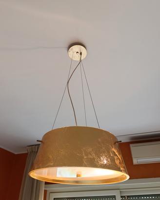 Lampadario in foglia d'oro