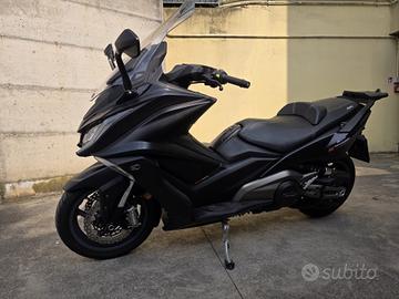 Kymco AK 550