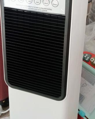 Condizionatore a colonna evaporativo oscillante