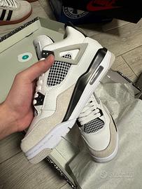 Originale Air Jordan 4 Retro Military Black N.42