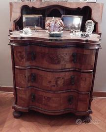 Secretaire / Comò con scrittoio a ribalta