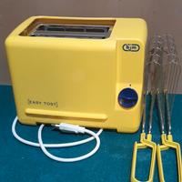 Tostapane 600w di colore giallo vivo.