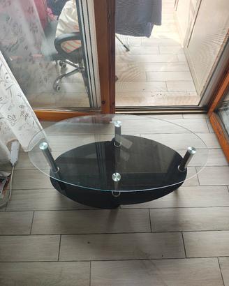 Tavolino da salotto in vetro e struttura nera